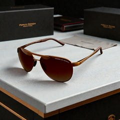 Porsche Design P07