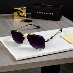 Marc Jacobs Ma2
