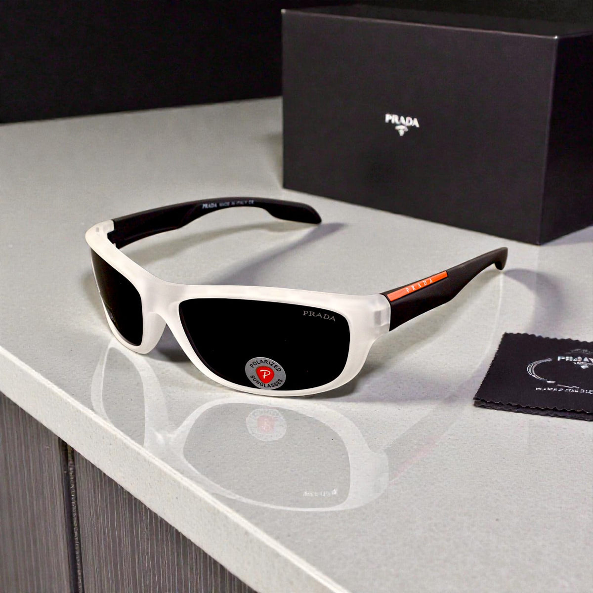 Prada Pr1