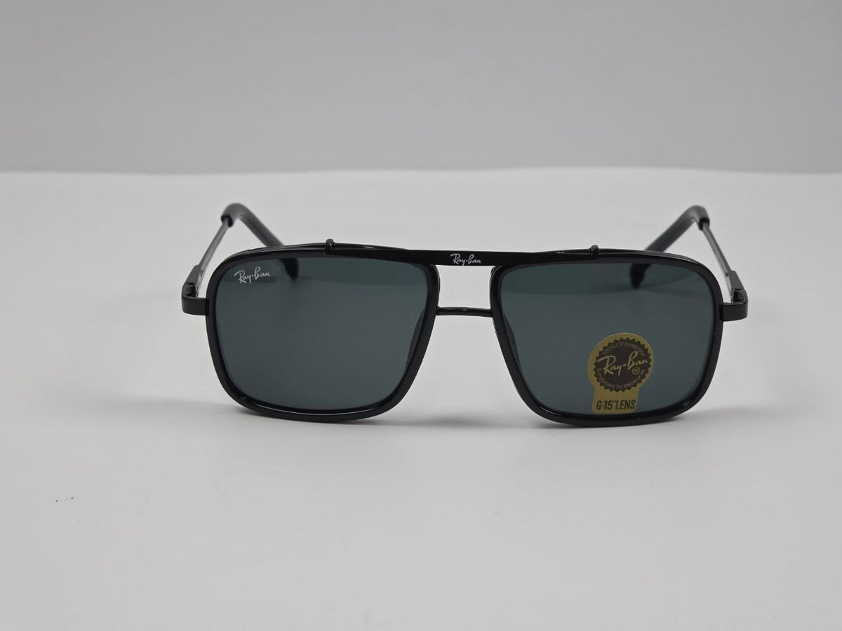 Ray-Ban Caravan Square