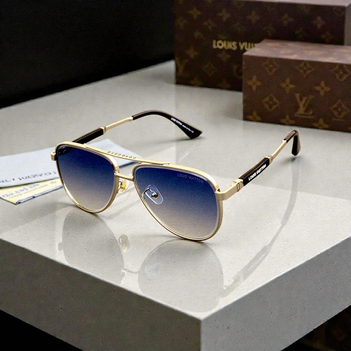 Louis Vuitton Lo16