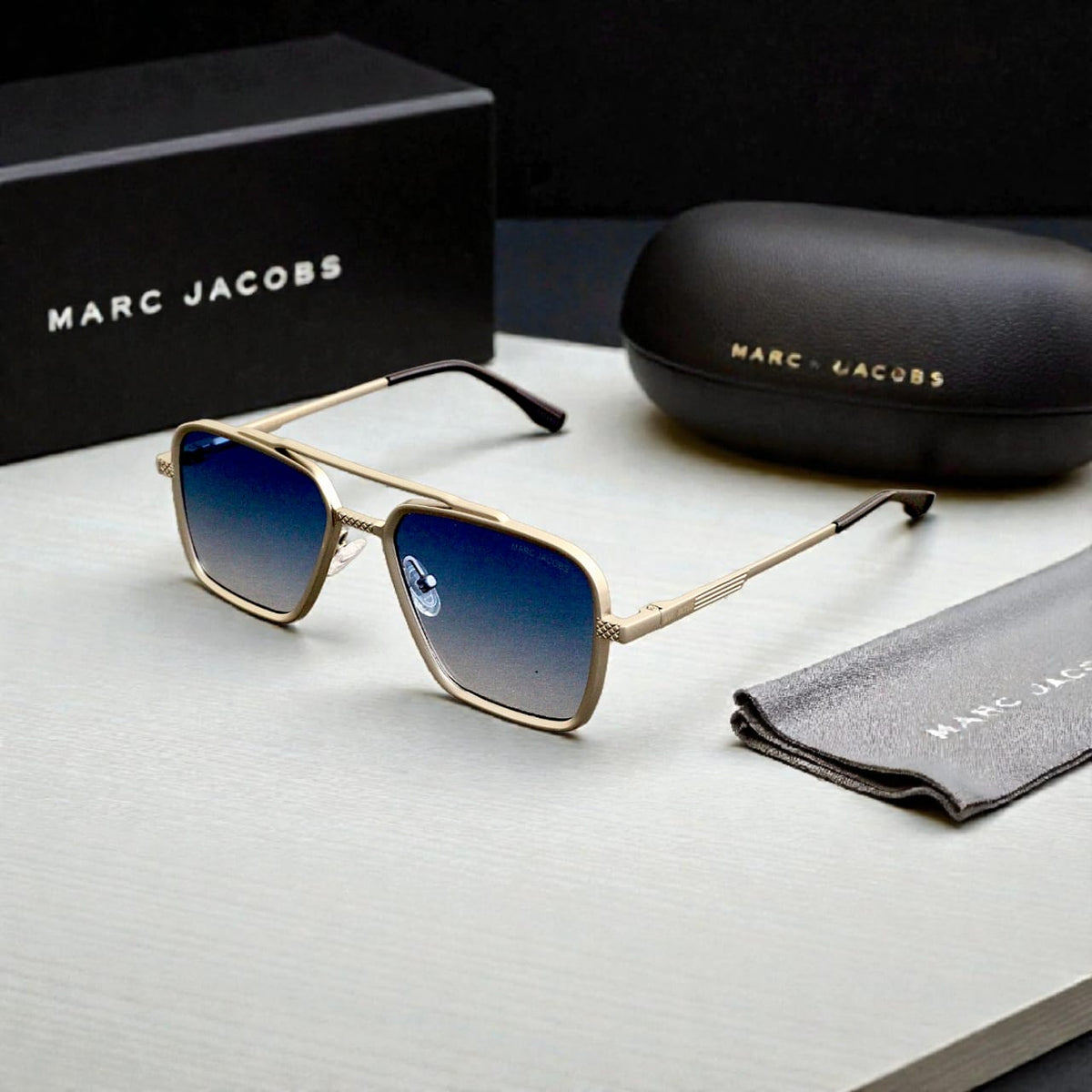 Marc Jacobs Ma3