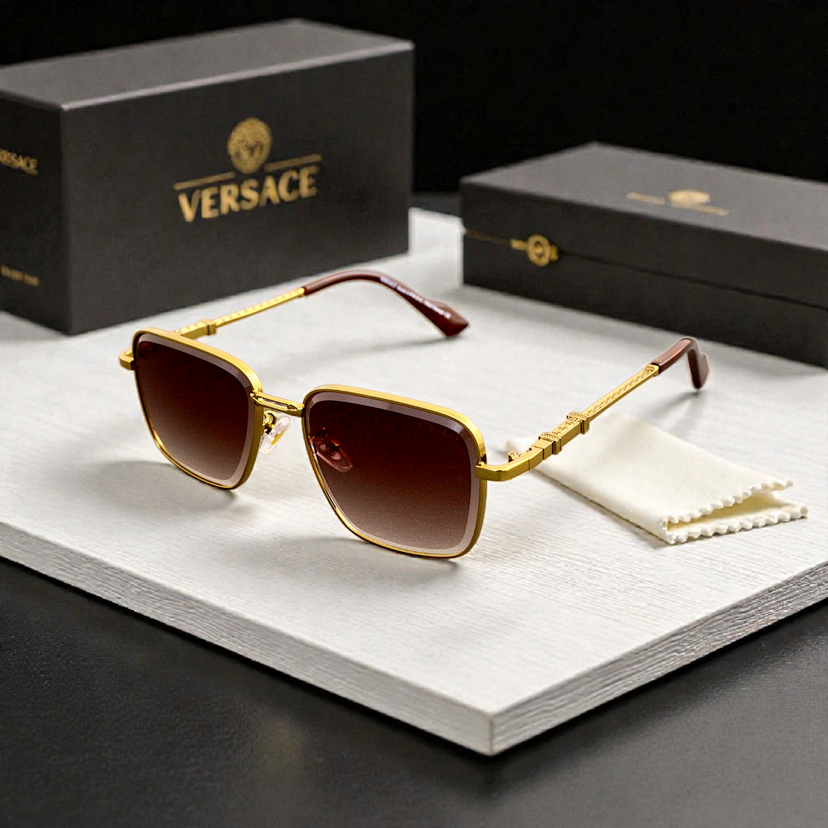 VERSACE